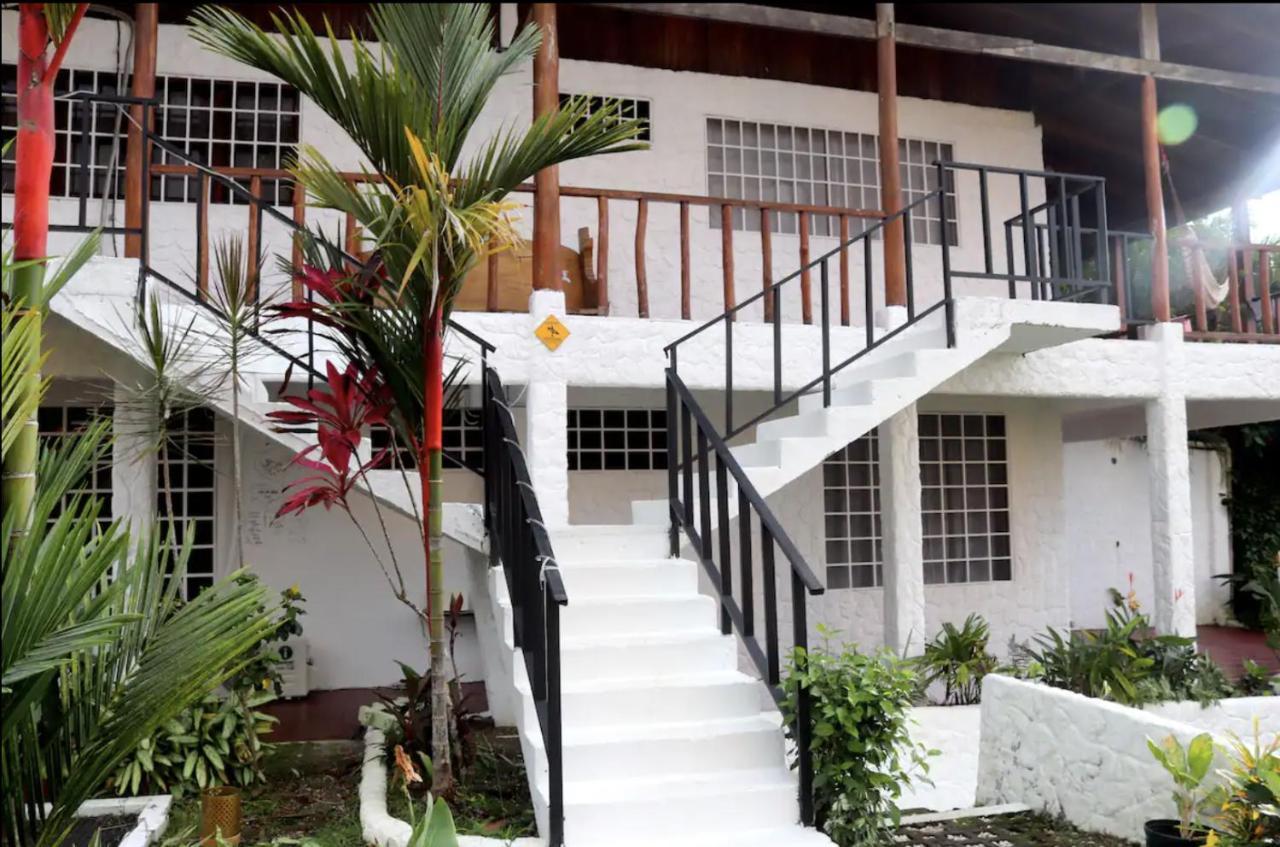 Casa Geraldo Bed and Breakfast Manuel Antonio Buitenkant foto